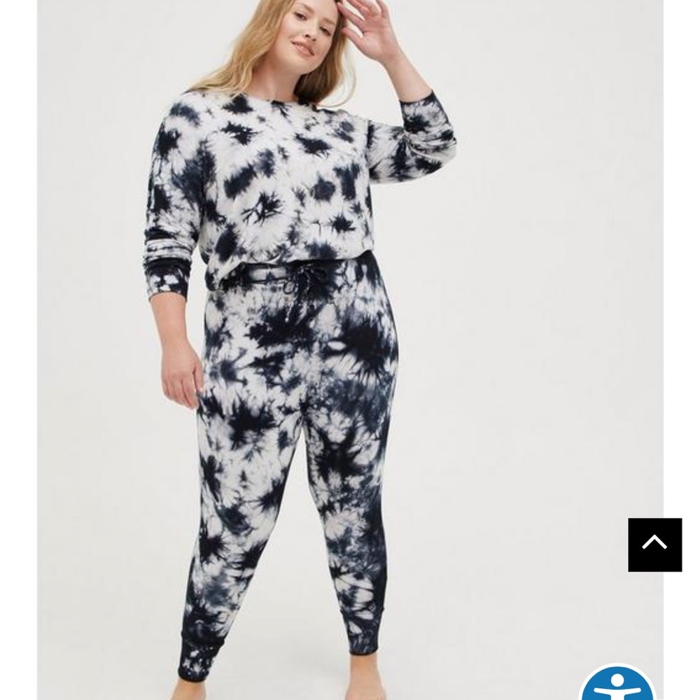 NWT torrid dream fleece sleep set size 3